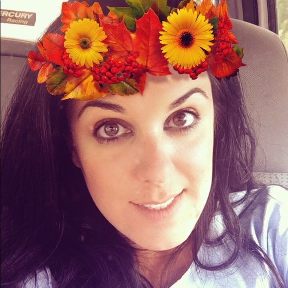 Meet your Posher, Christin - Picture 1 of 1